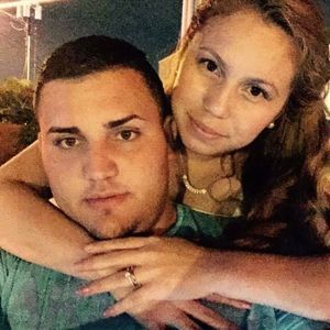 Meet your Posher, Delvis